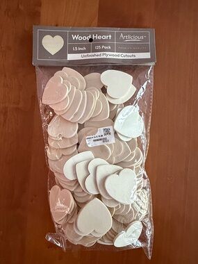 Artlicious WoodHeart 1.5 Inch Unfinished Plywood Hearts • 125 Count • NWT